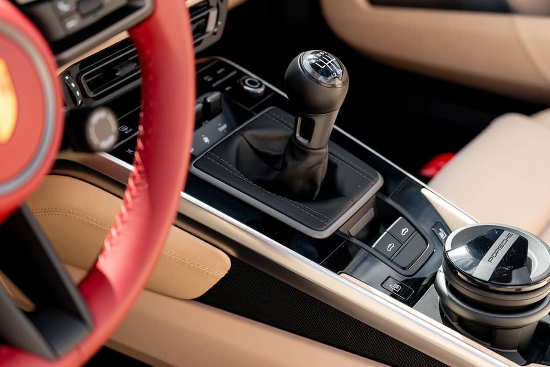 2021 Porsche 911 Targa 4S Heritage Design Edition — photo 24