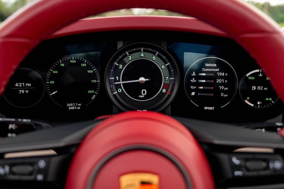 2021 Porsche 911 Targa 4S Heritage Design Edition — photo 25