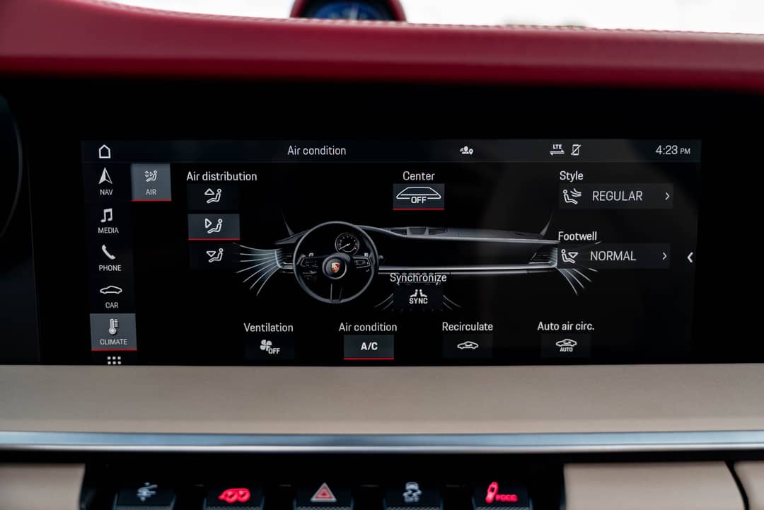 2021 Porsche 911 Targa 4S Heritage Design Edition — photo 36