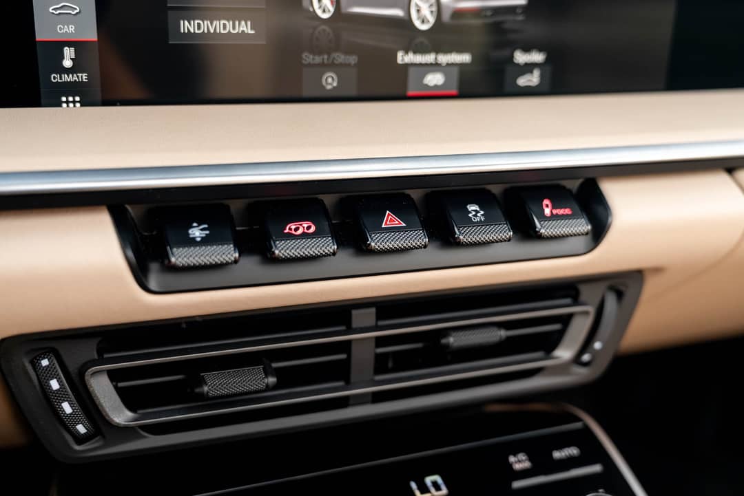 2021 Porsche 911 Targa 4S Heritage Design Edition — photo 38
