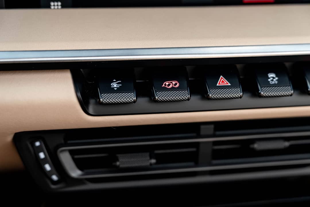 2021 Porsche 911 Targa 4S Heritage Design Edition — photo 39