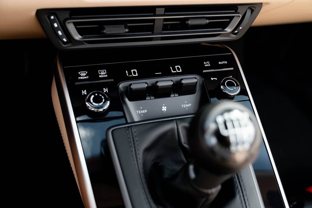 2021 Porsche 911 Targa 4S Heritage Design Edition — photo 41