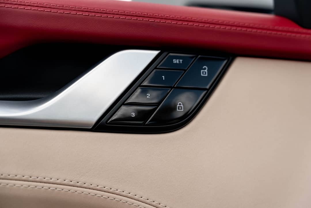 2021 Porsche 911 Targa 4S Heritage Design Edition — photo 58