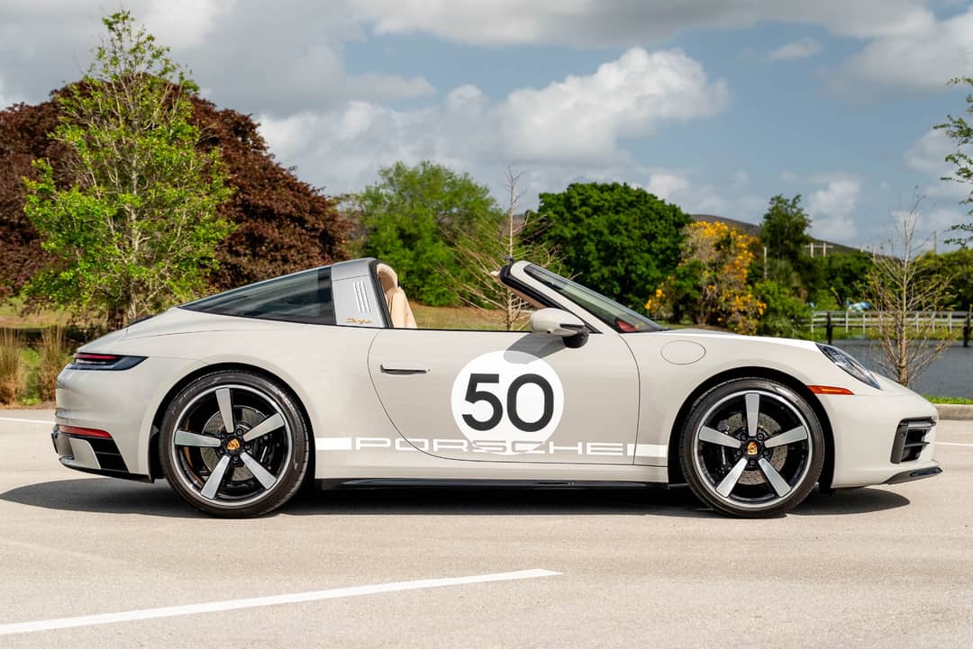 2021 Porsche 911 Targa 4S Heritage Design Edition — photo 61
