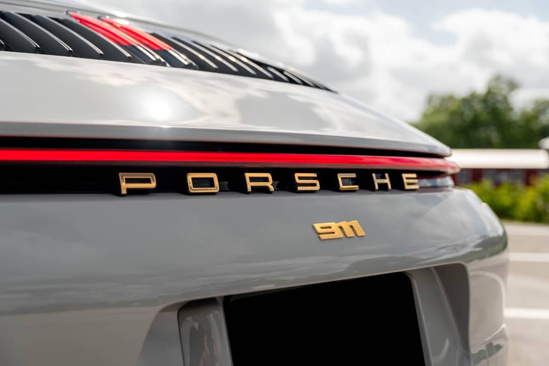 2021 Porsche 911 Targa 4S Heritage Design Edition — photo 10