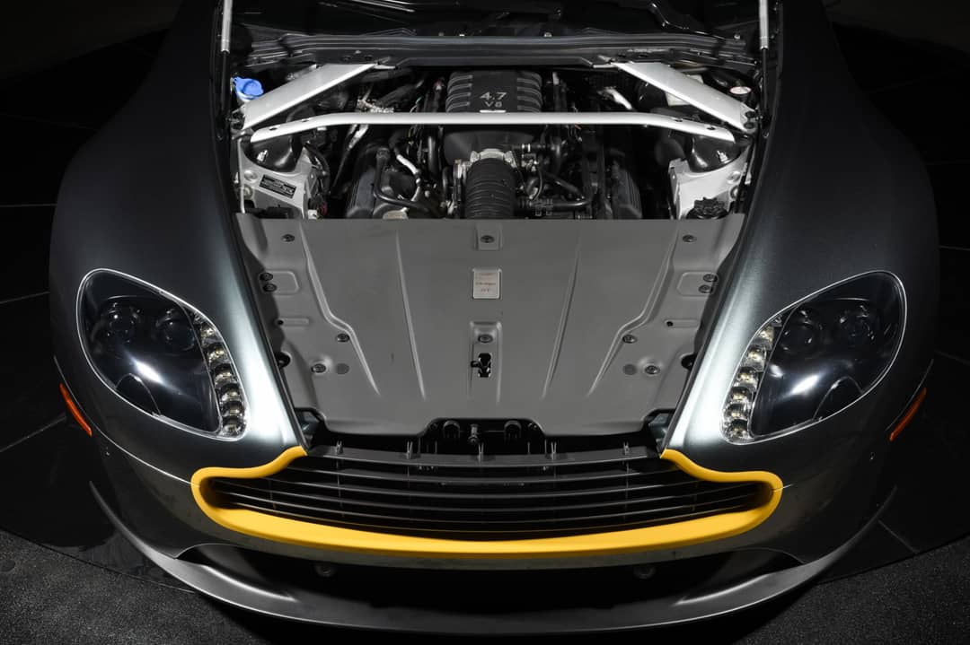 2016 Aston Martin V8 Vantage GT — photo 13