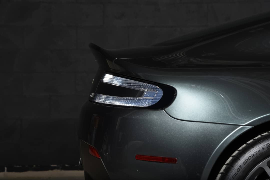 2016 Aston Martin V8 Vantage GT — photo 18