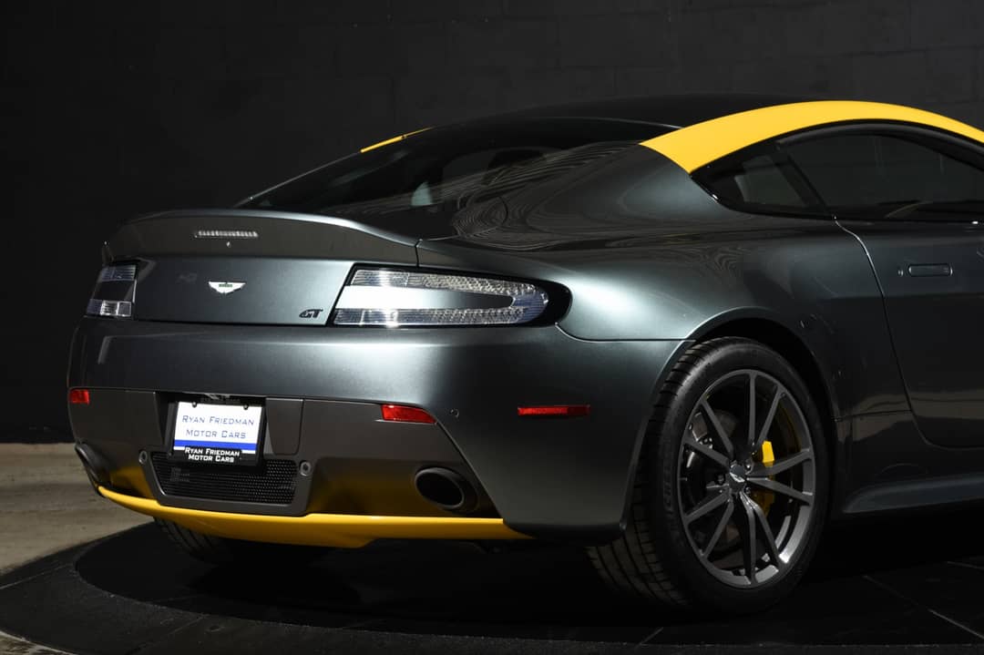 2016 Aston Martin V8 Vantage GT — photo 22