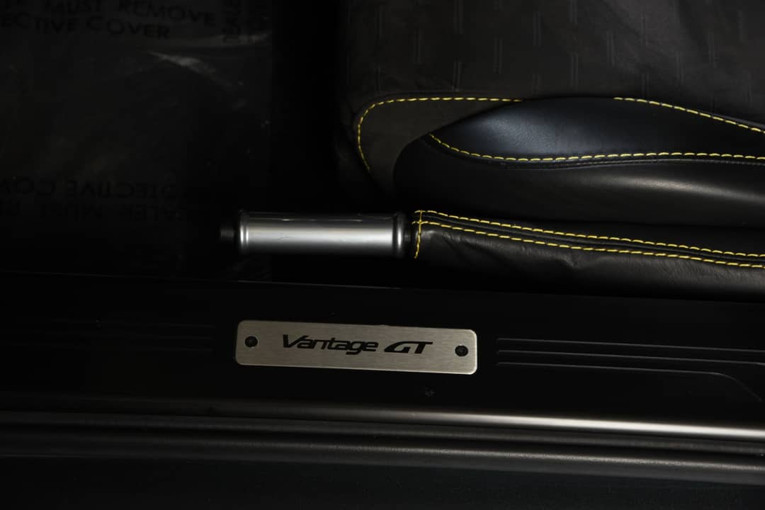 2016 Aston Martin V8 Vantage GT — photo 31