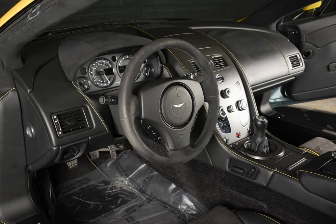 2016 Aston Martin V8 Vantage GT — photo 33