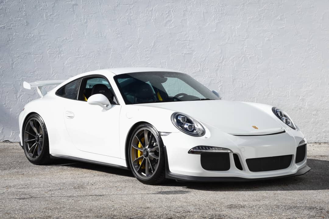2015 Porsche 911 GT3 — photo 2