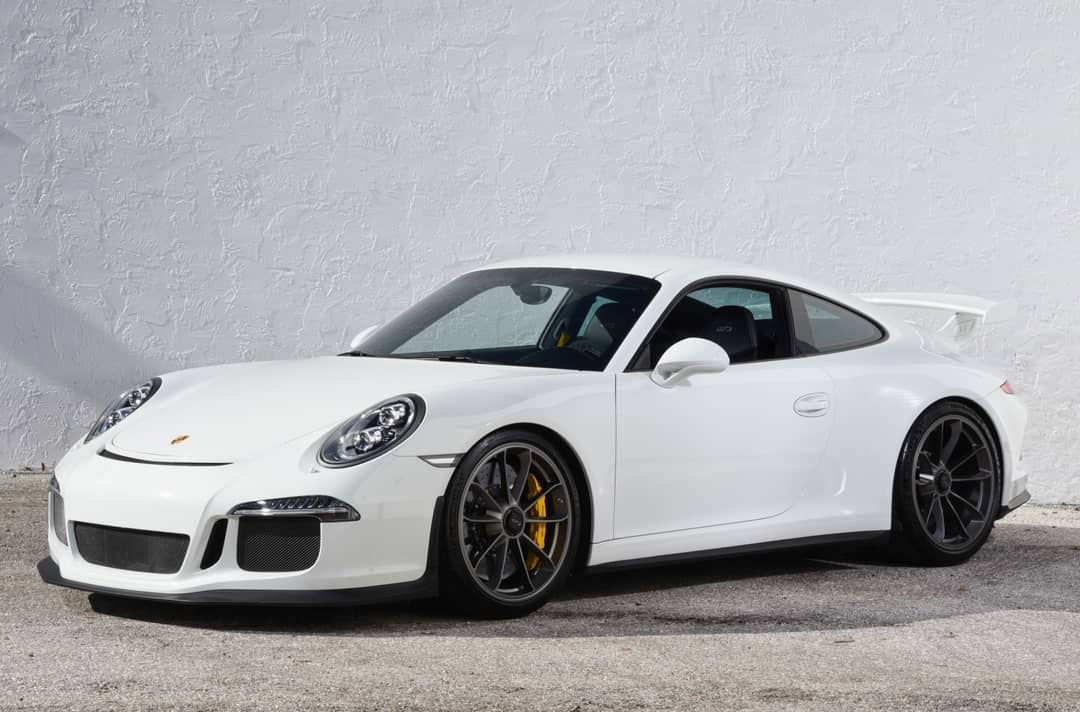 2015 Porsche 911 GT3 — photo 11