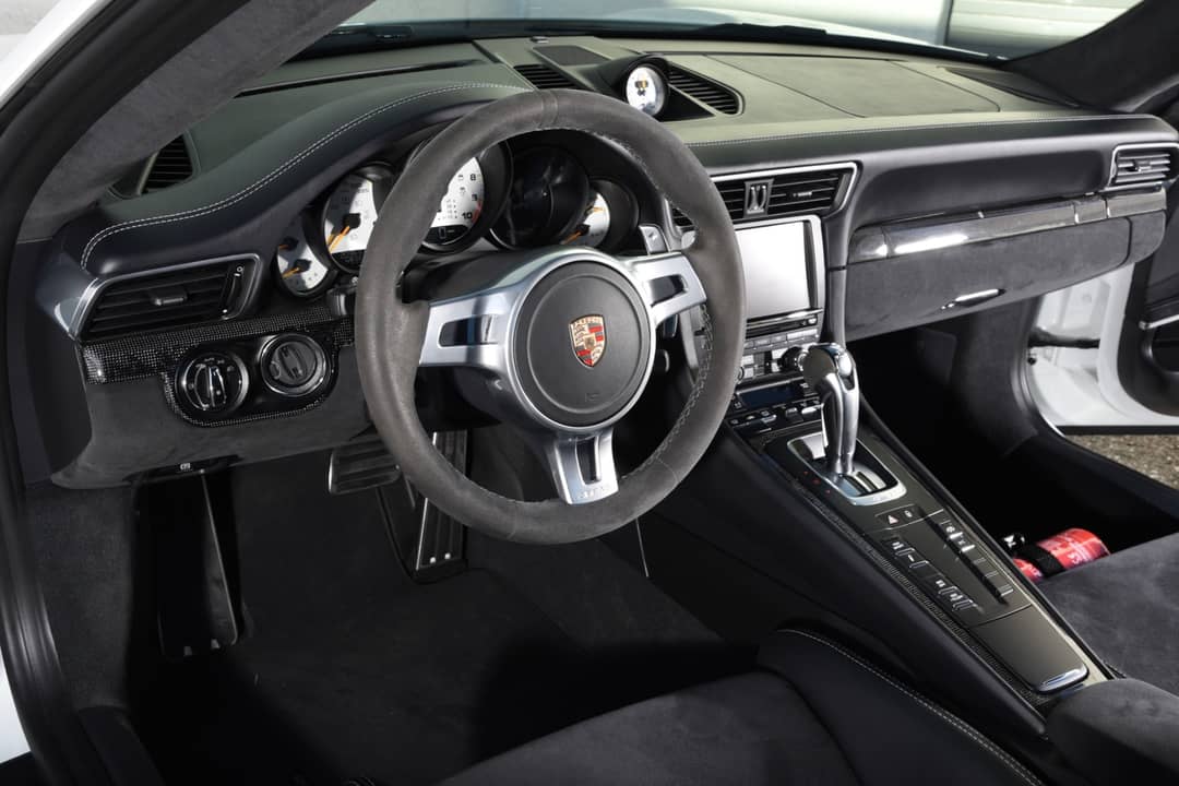 2015 Porsche 911 GT3 — photo 4