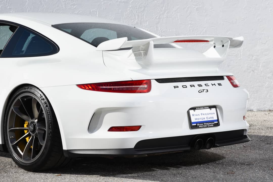 2015 Porsche 911 GT3 — photo 9