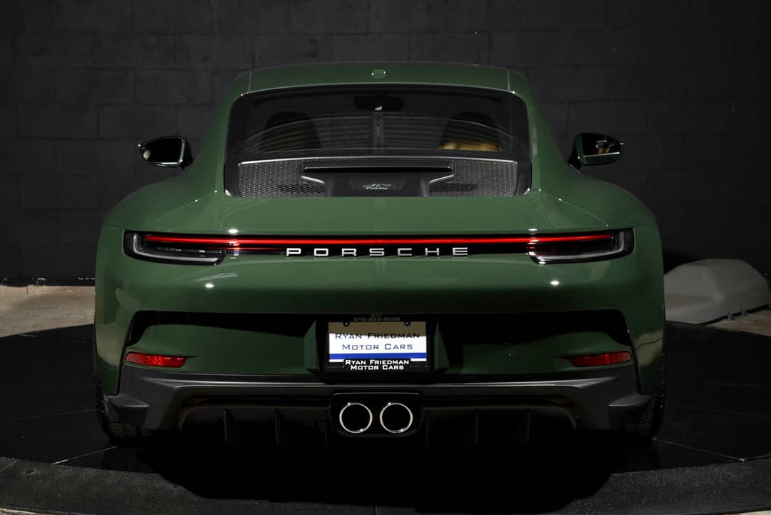 2022 Porsche 911 GT3 Touring — photo 13