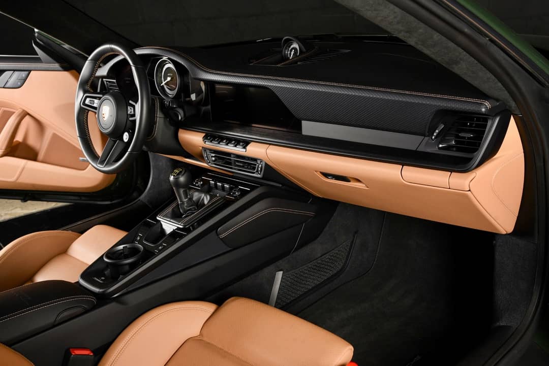 2022 Porsche 911 GT3 Touring — photo 17