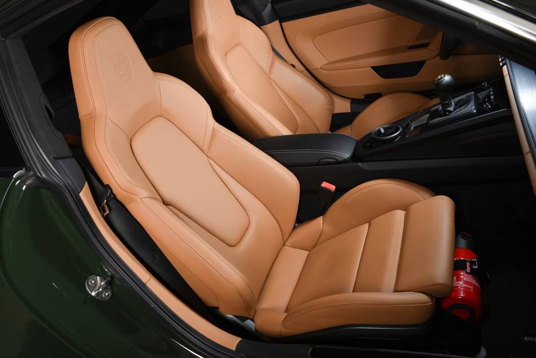 2022 Porsche 911 GT3 Touring — photo 18