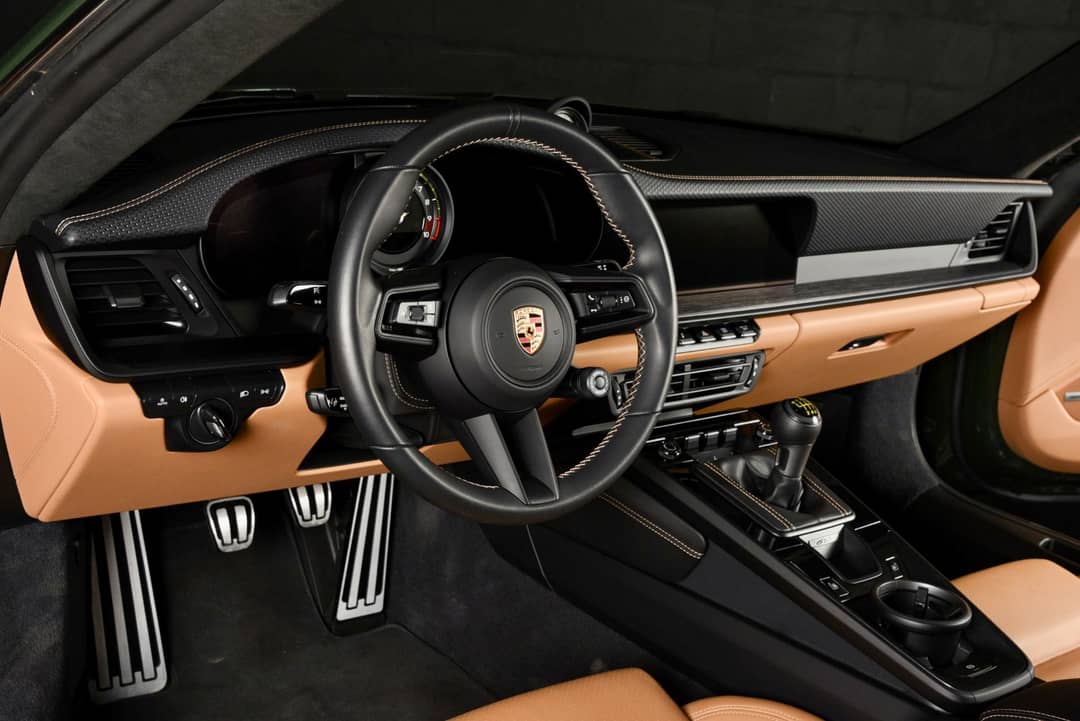 2022 Porsche 911 GT3 Touring — photo 4