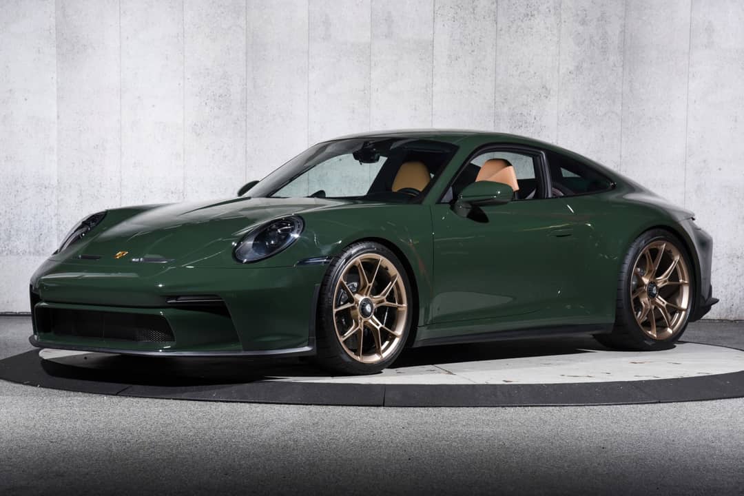 2022 Porsche 911 GT3 Touring — photo 2