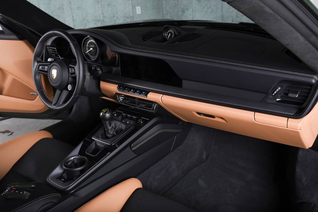 2022 Porsche 911 GT3 Touring — photo 14