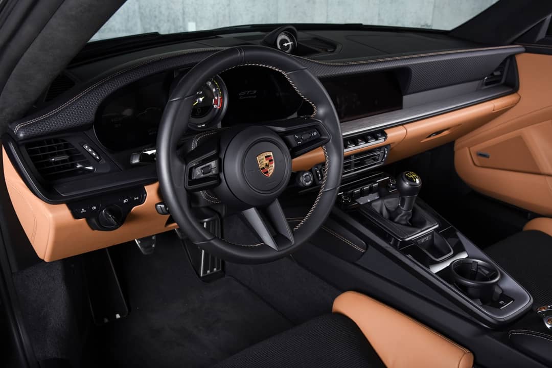2022 Porsche 911 GT3 Touring — photo 4