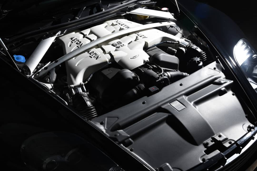 2009 Aston Martin DBS — photo 14