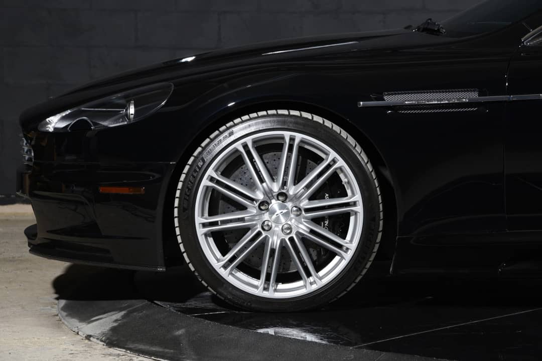 2009 Aston Martin DBS — photo 19