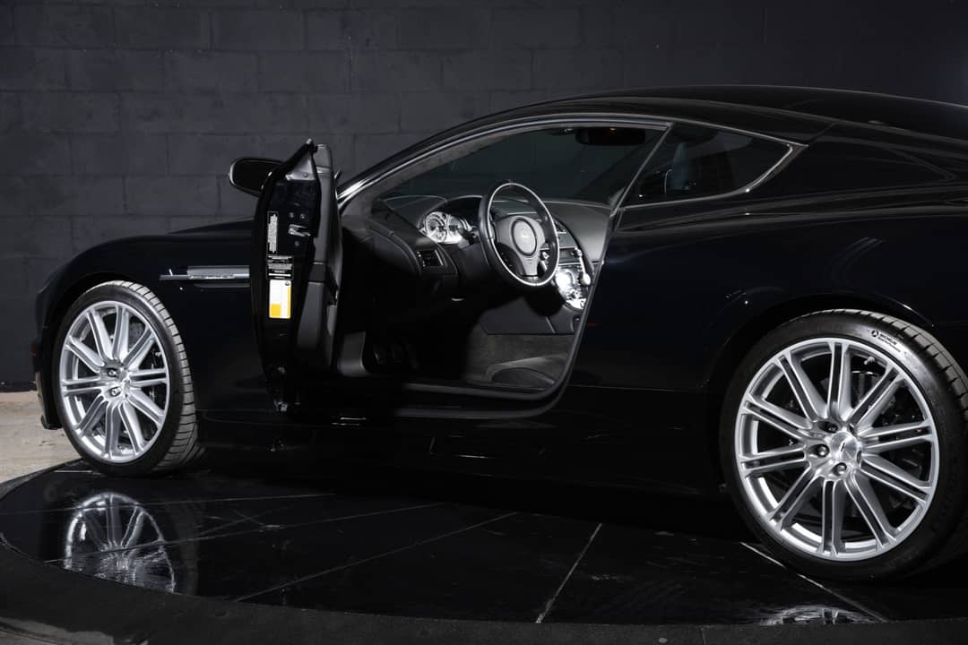 2009 Aston Martin DBS — photo 23