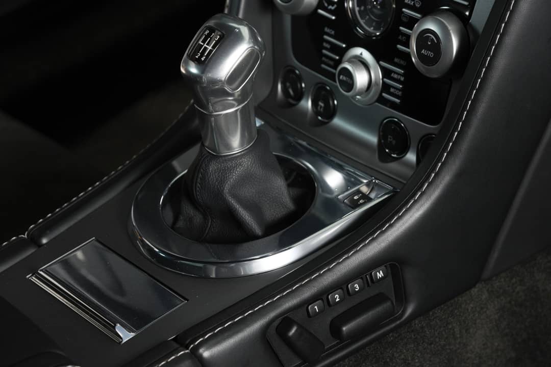 2009 Aston Martin DBS — photo 34