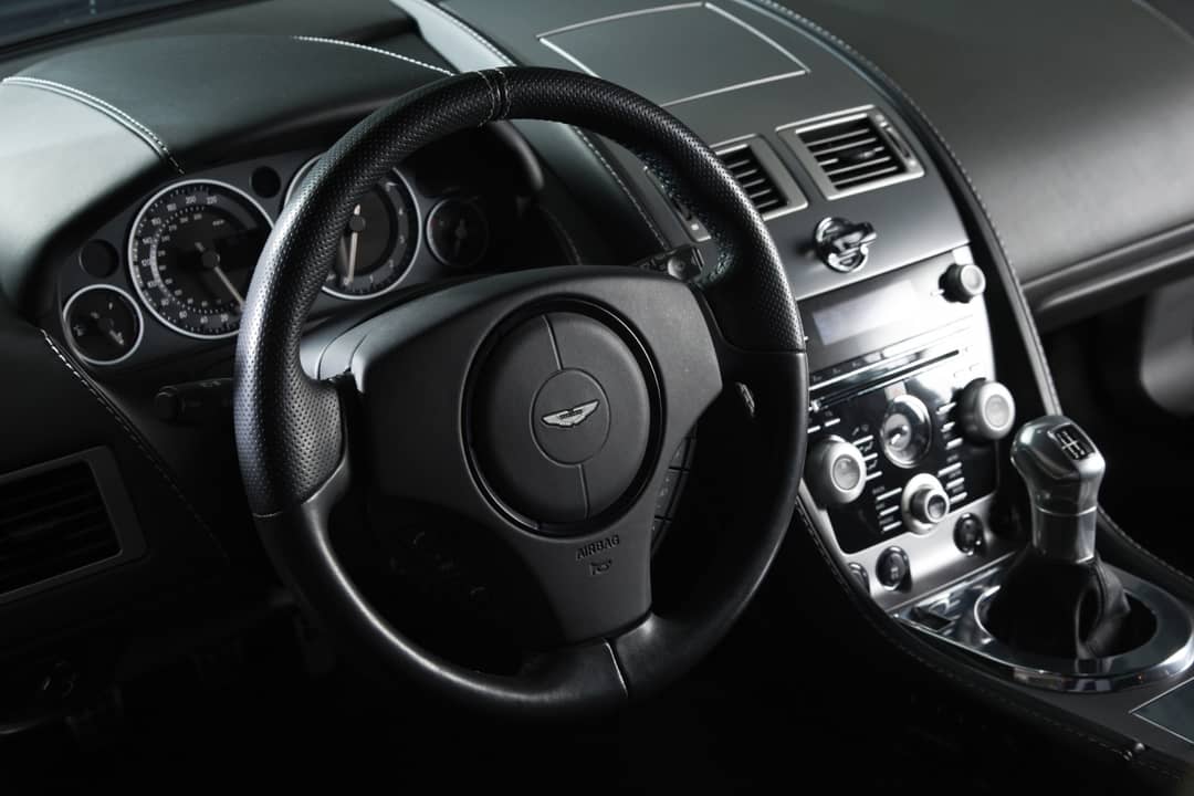 2009 Aston Martin DBS — photo 5
