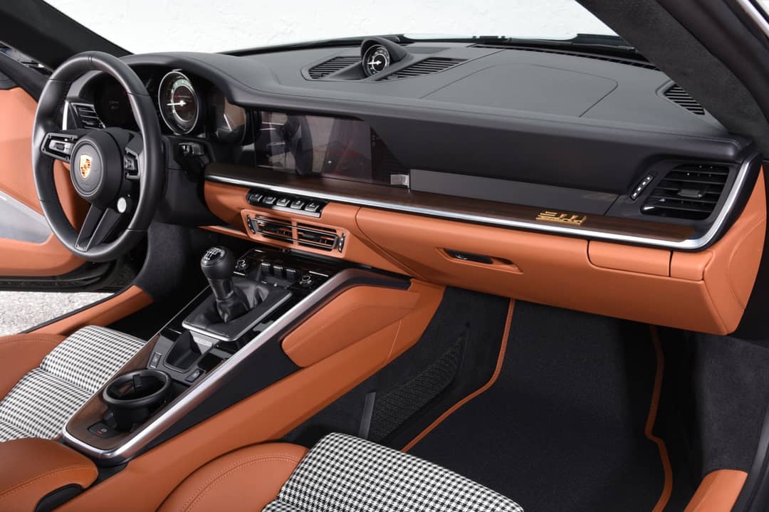 2023 Porsche 911 Sport Classic — photo 16