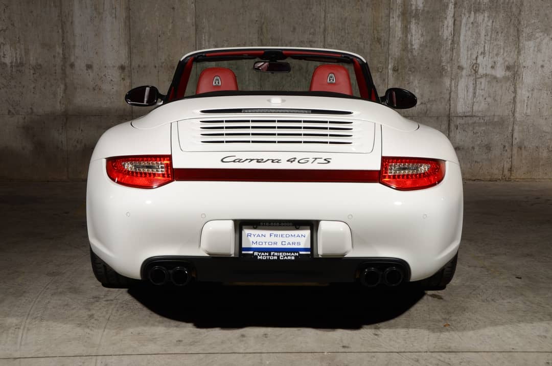 2012 Porsche 911 Carrera 4 GTS — photo 12