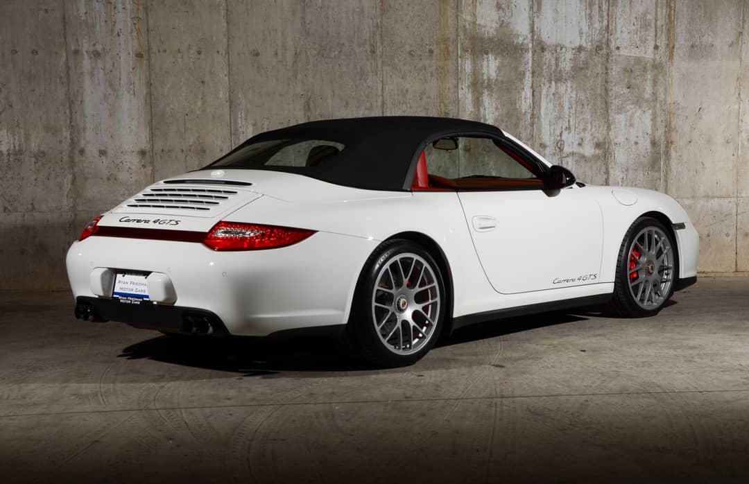 2012 Porsche 911 Carrera 4 GTS — photo 14