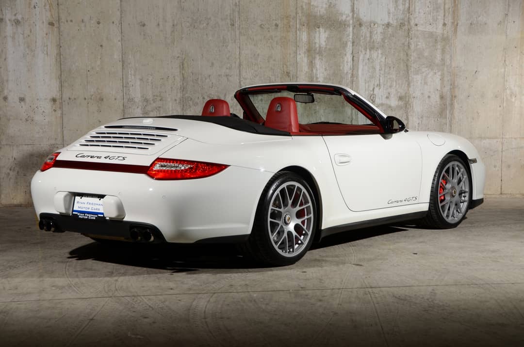 2012 Porsche 911 Carrera 4 GTS — photo 15