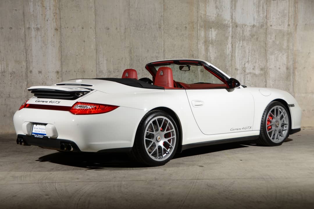 2012 Porsche 911 Carrera 4 GTS — photo 16