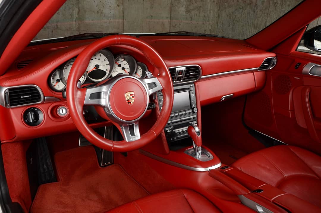 2012 Porsche 911 Carrera 4 GTS — photo 24