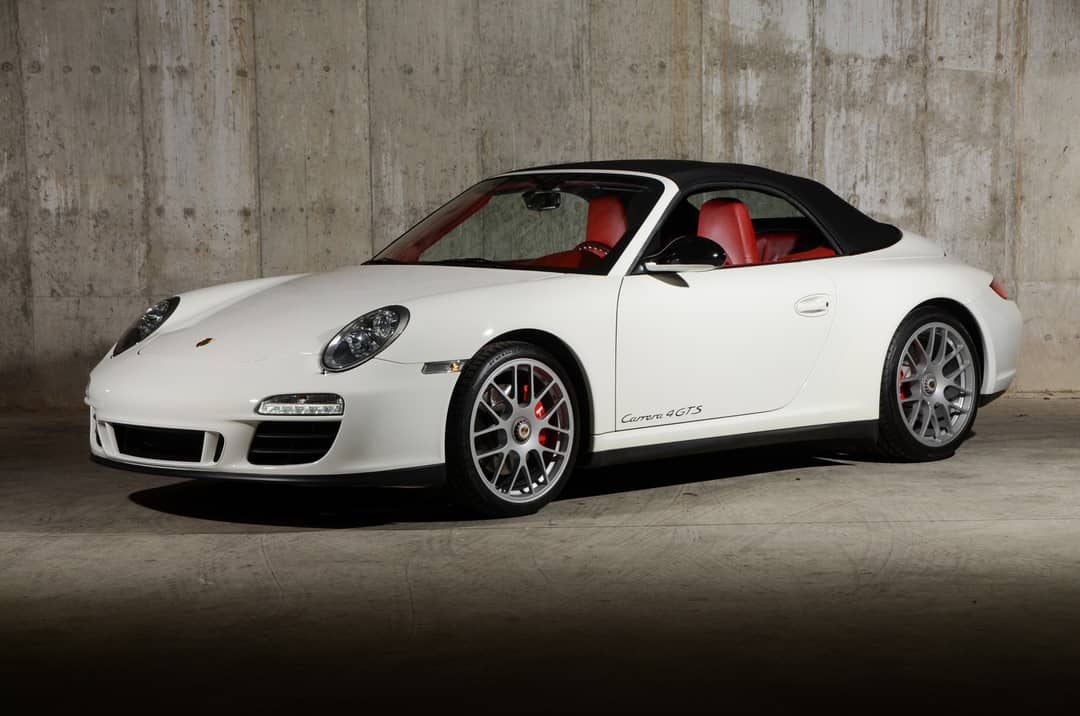 2012 Porsche 911 Carrera 4 GTS — photo 8