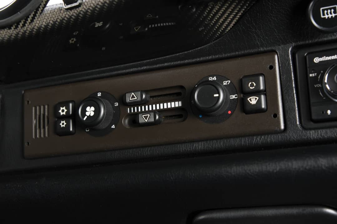 1996 Porsche 911 Turbo — photo 27