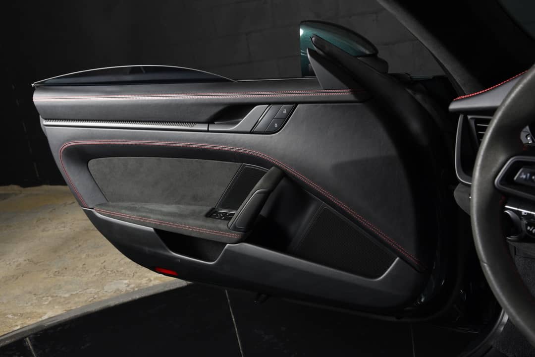 2022 Porsche 911 GT3 — photo 9