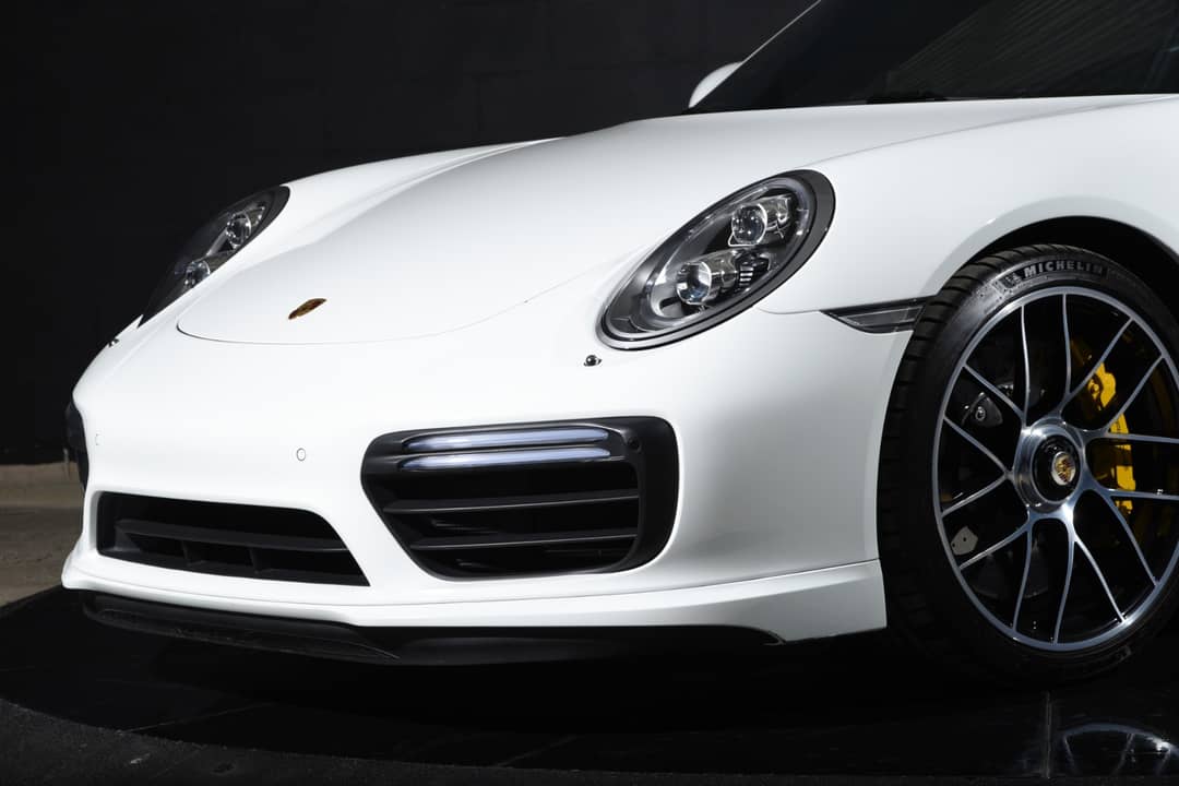 2018 Porsche 911 Turbo S — photo 11