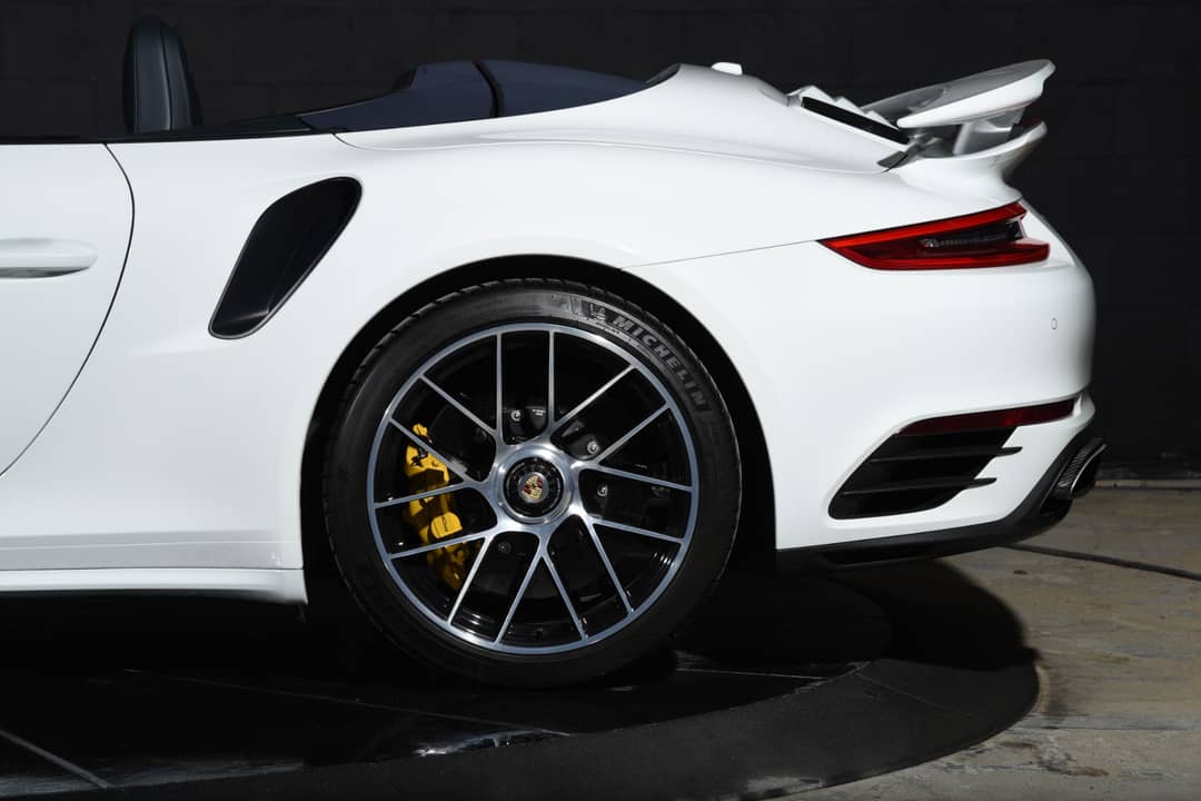 2018 Porsche 911 Turbo S — photo 19