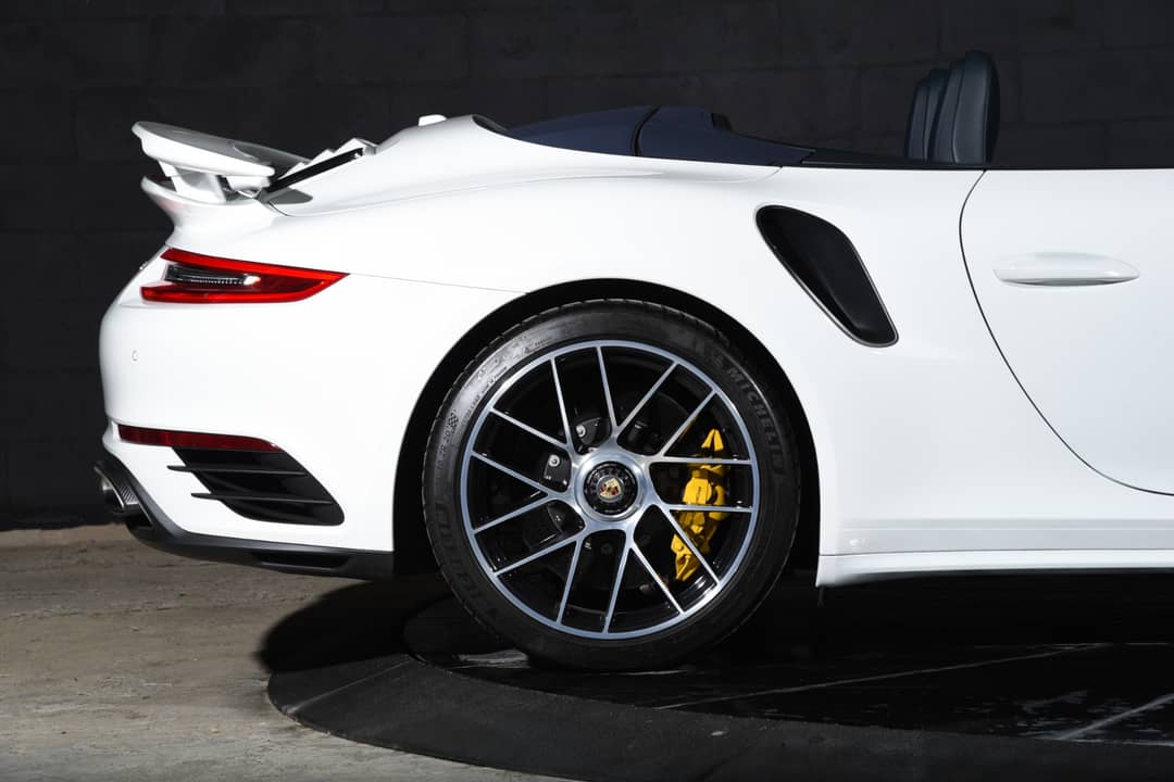 2018 Porsche 911 Turbo S — photo 26