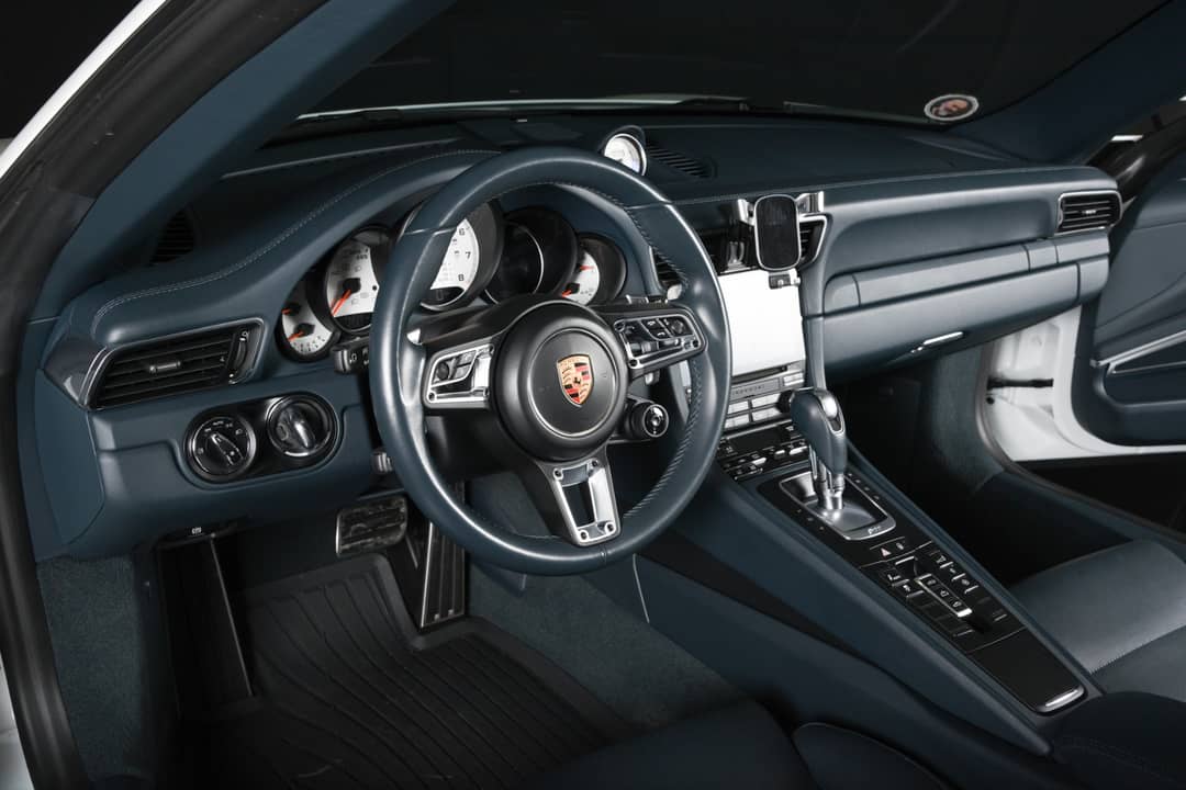 2018 Porsche 911 Turbo S — photo 37