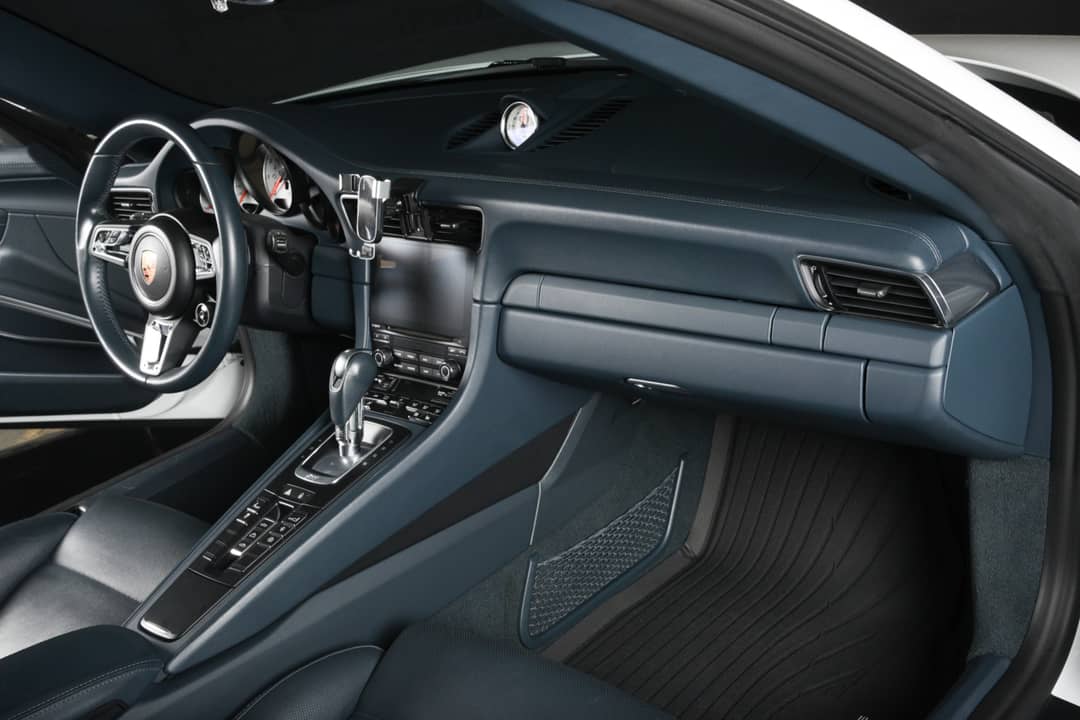 2018 Porsche 911 Turbo S — photo 45