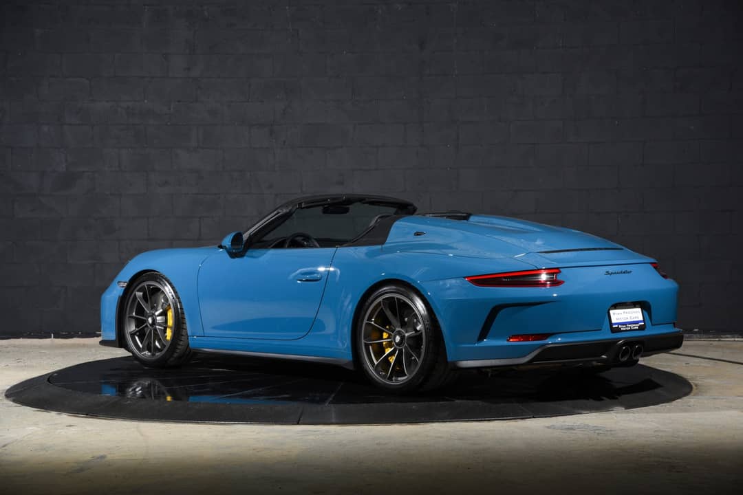 2019 Porsche 911 Speedster — photo 3
