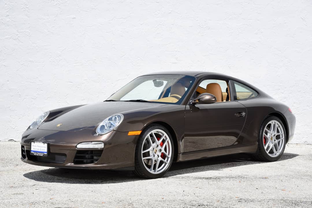 2011 Porsche 911 Carrera S — photo 2