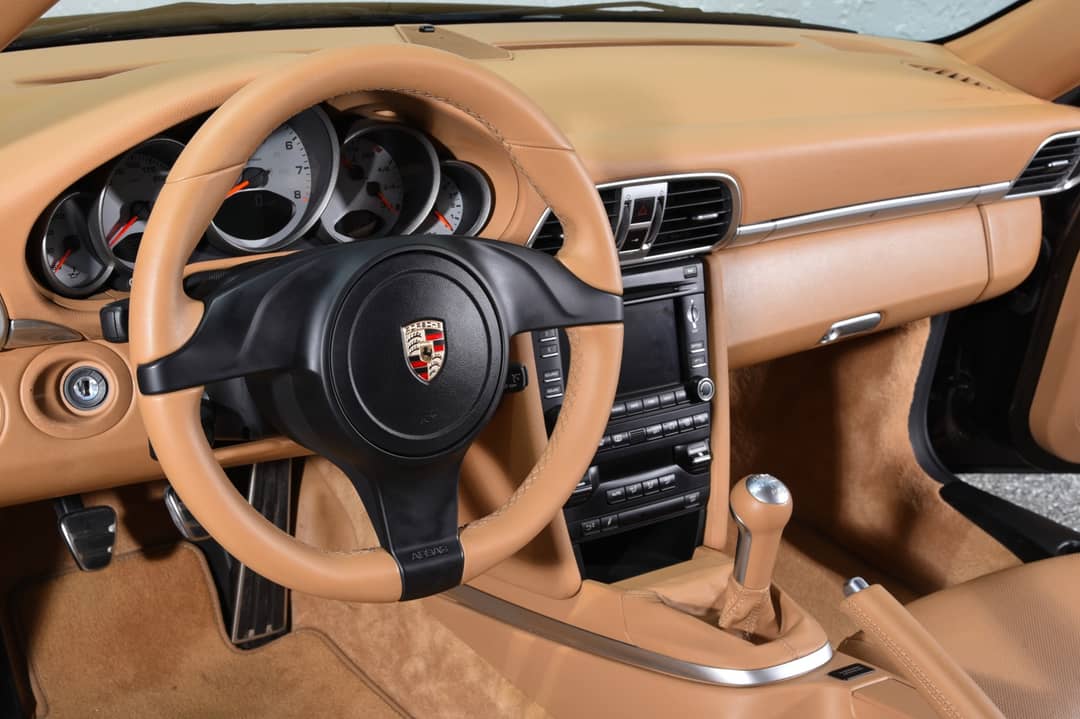 2011 Porsche 911 Carrera S — photo 11