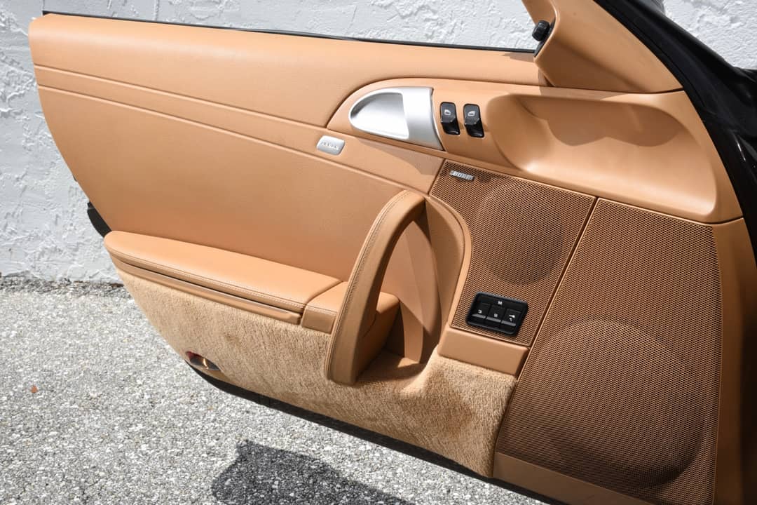 2011 Porsche 911 Carrera S — photo 16