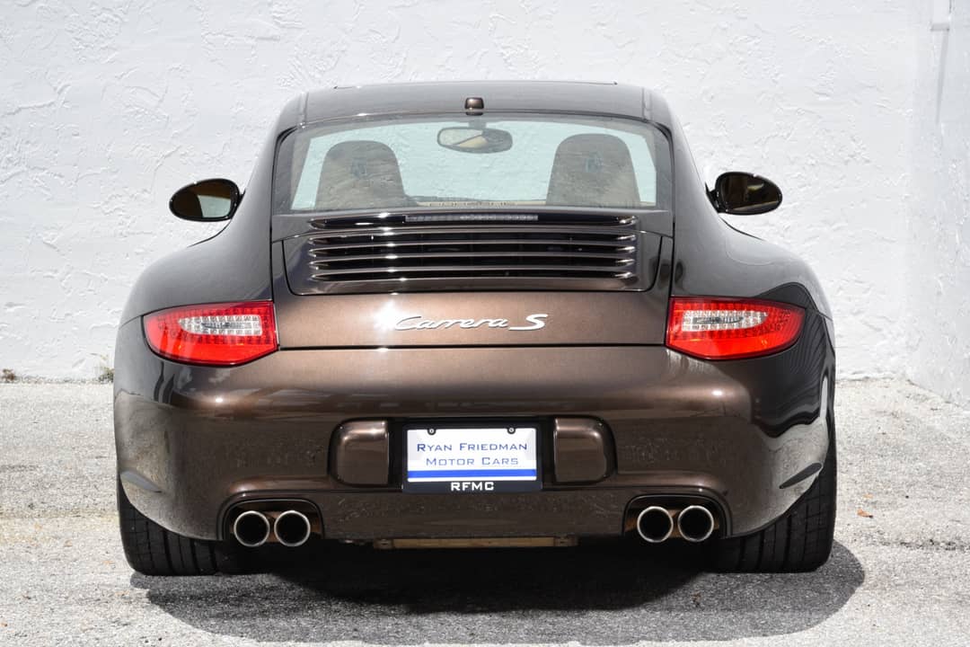 2011 Porsche 911 Carrera S — photo 9