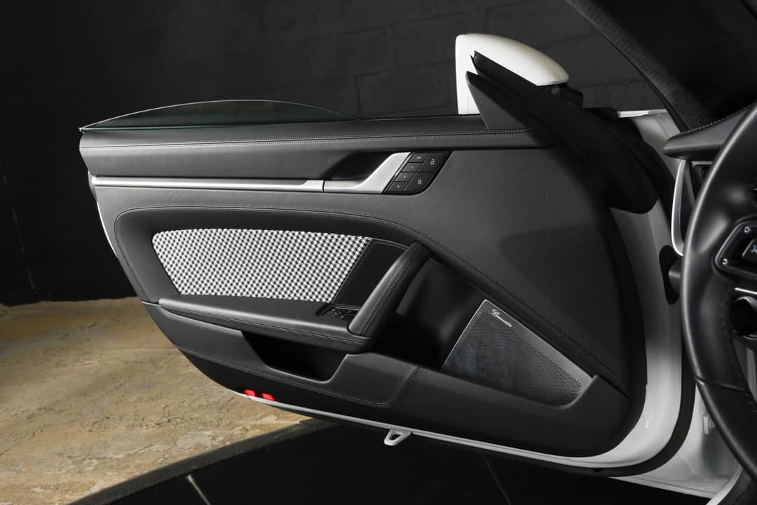 2023 Porsche 911 Sport Classic — photo 23